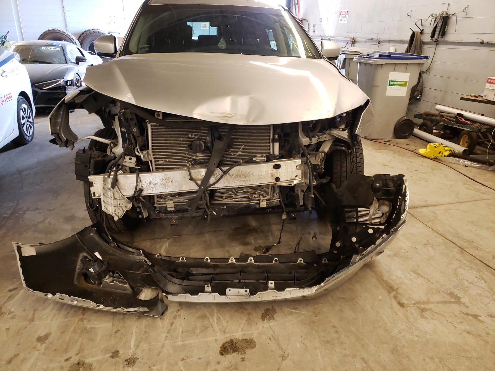 Photo 9 from auction – 2014 NISSAN PATHFINDER with VIN 5N1AR2MM1EC650122