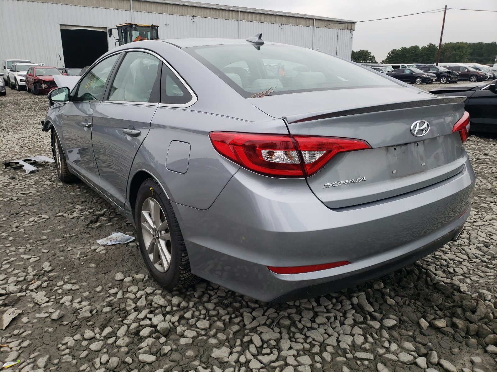 Photo 3 from auction – 2017 HYUNDAI SONATA SE with VIN 5NPE24AF6HH555964