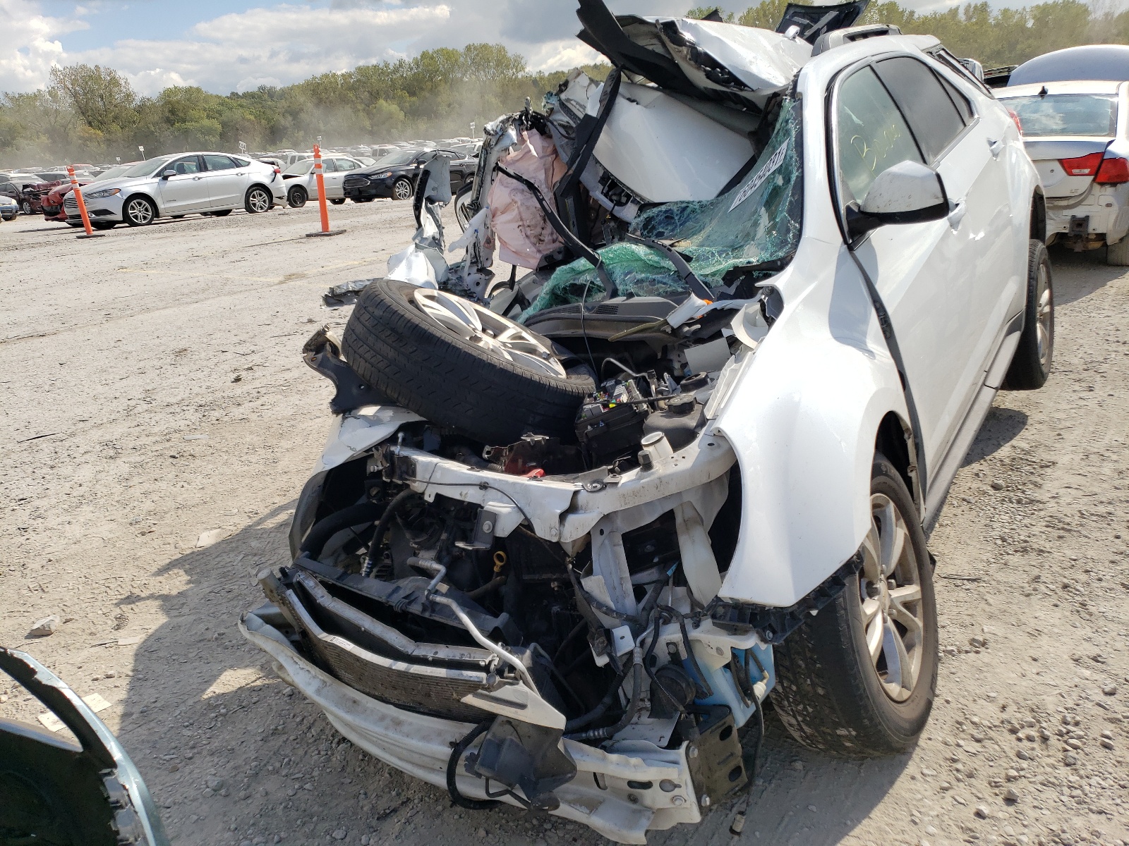 Photo 9 from auction – 2017 CHEVROLET EQUINOX LT with VIN 2GNALCEK1H1533876