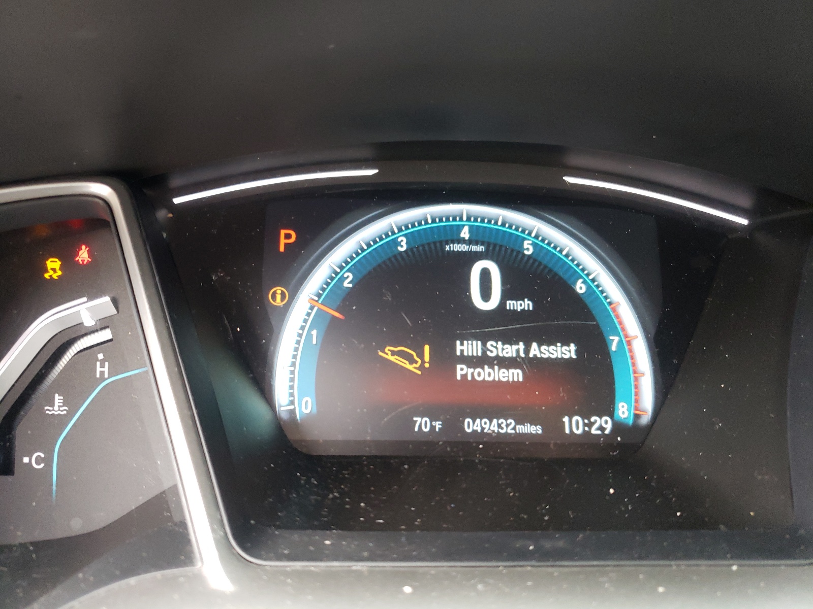 Photo 8 from auction – 2017 HONDA CIVIC EX with VIN 2HGFC1F31HH631292