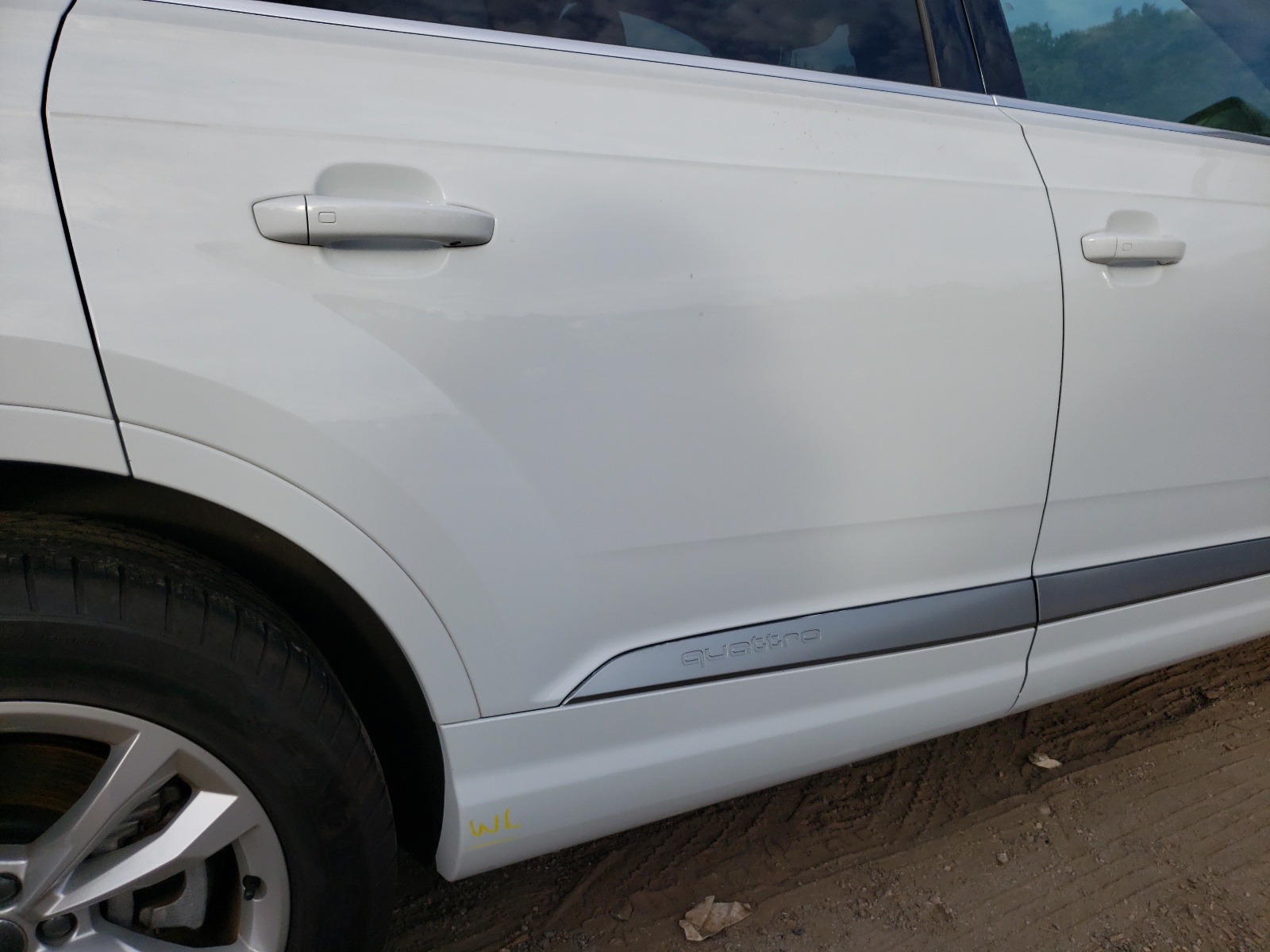 Photo 9 from auction – 2018 AUDI Q7 PREMIUM with VIN WA1LAAF74JD032328