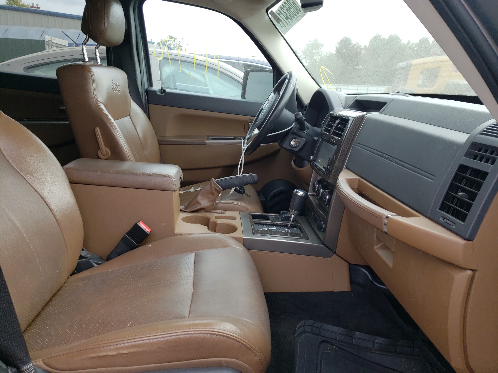 Photo 5 from auction – 2012 JEEP LIBERTY with VIN 1C4PJMCK3CW123437