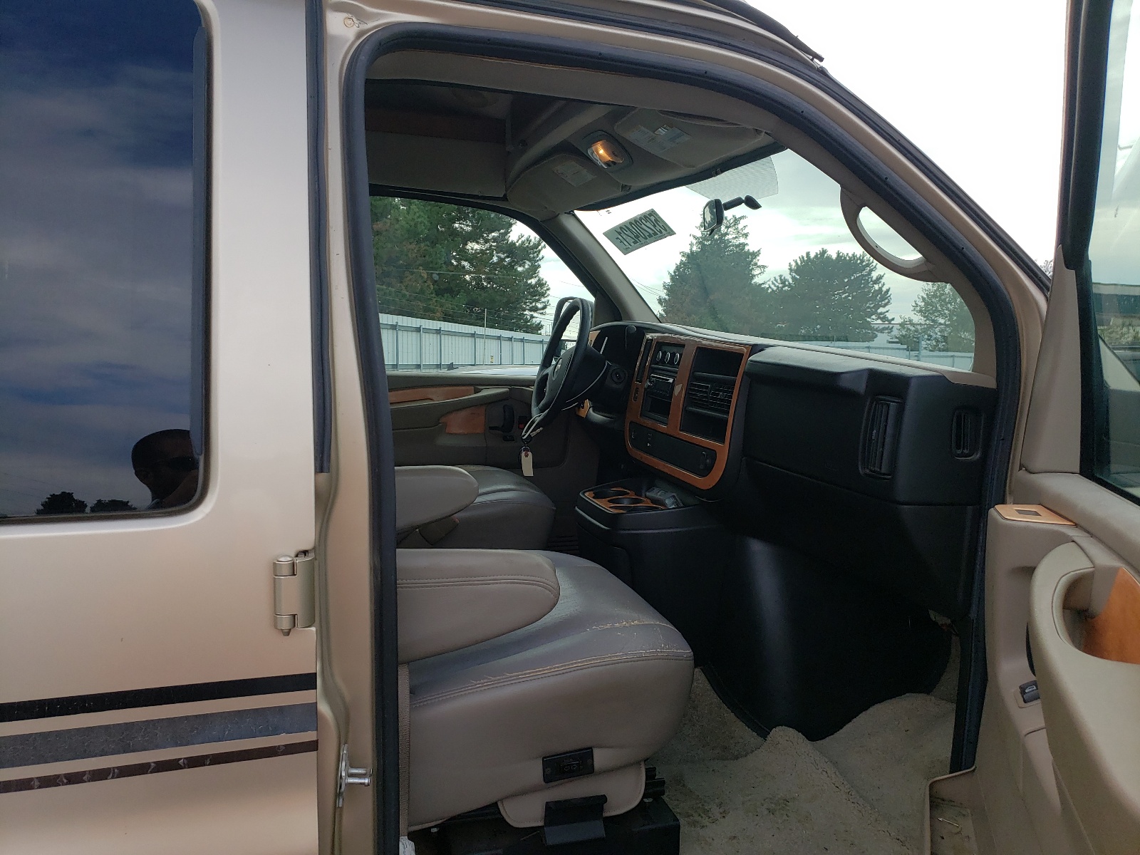 Photo 5 from auction – 2008 CHEVROLET EXPRESS G3 with VIN 1GCHG39K881176417