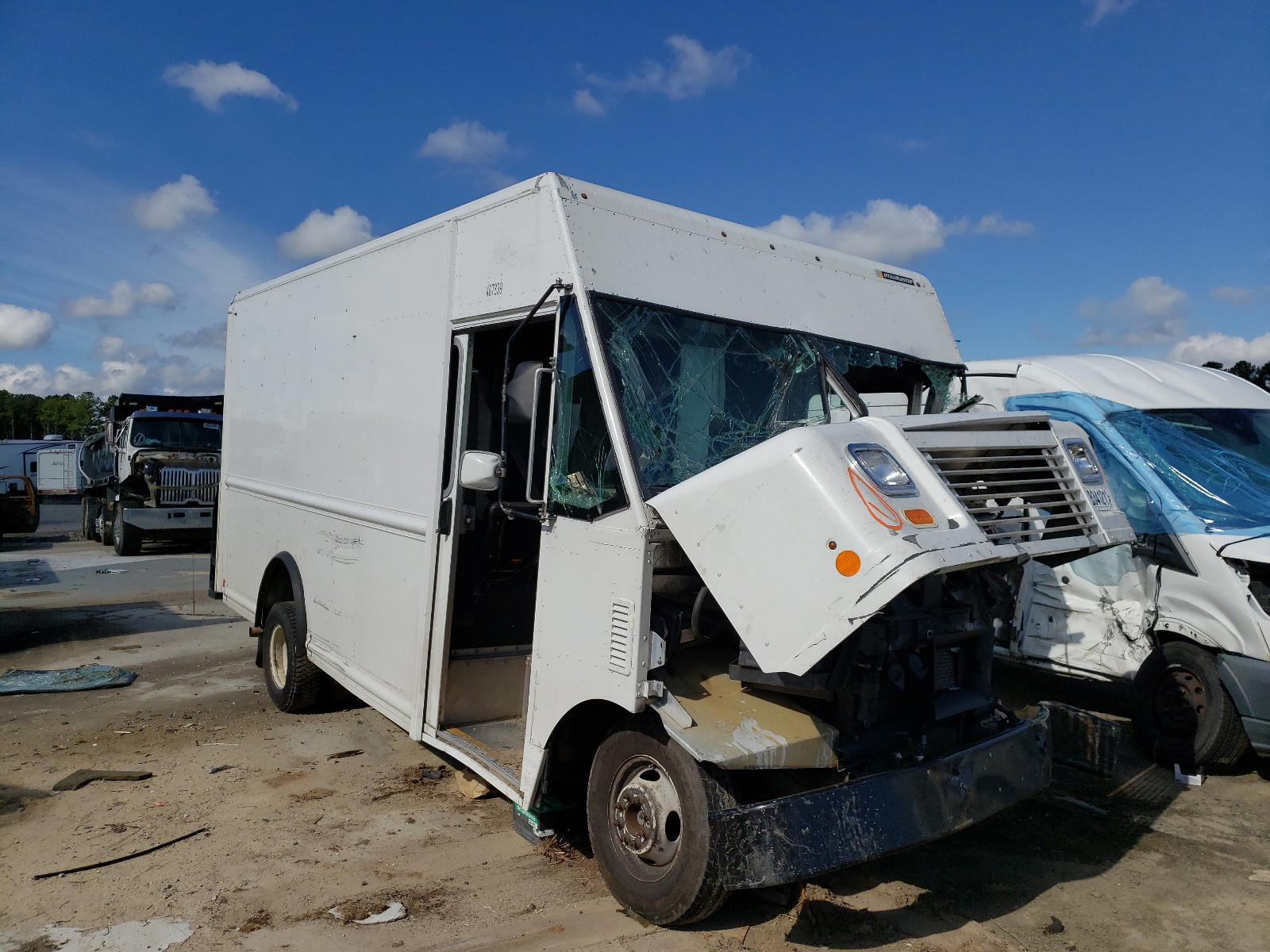 FORD ECONOLINE 2017 with VIN 1FC3E4K65HDC47848 - Photo from auction