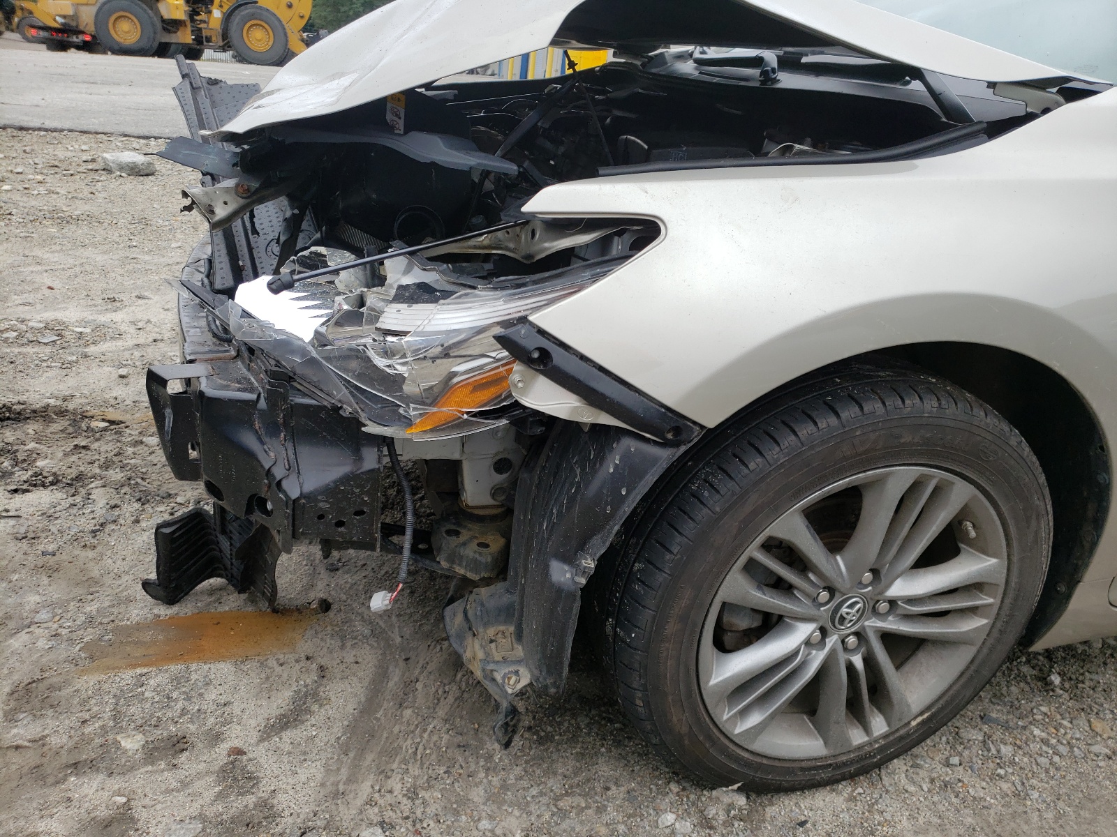 Photo 9 from auction – 2017 TOYOTA CAMRY LE with VIN 4T1BF1FK0HU306153