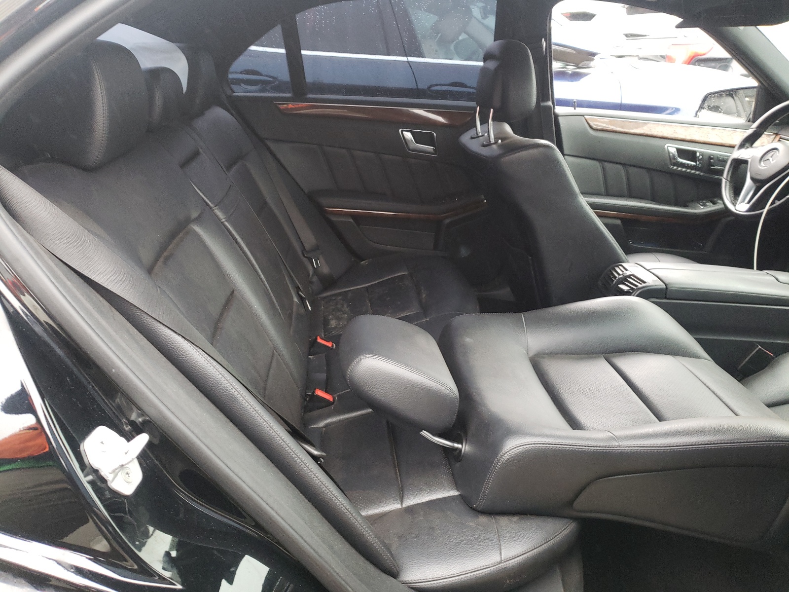 Photo 6 from auction – 2012 MERCEDES-BENZ E 350 4MAT with VIN WDDHF8JB6CA641979