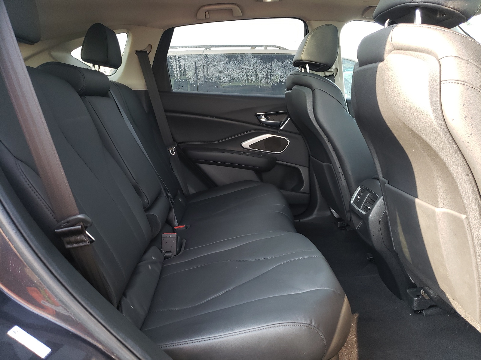 Photo 6 from auction – 2020 ACURA RDX with VIN 5J8TC2H36LL017498