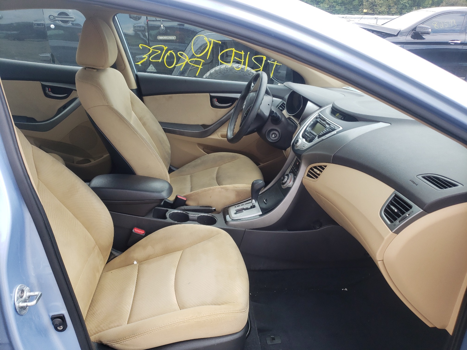 Photo 5 from auction – 2012 HYUNDAI ELANTRA GL with VIN KMHDH4AE3CU309448