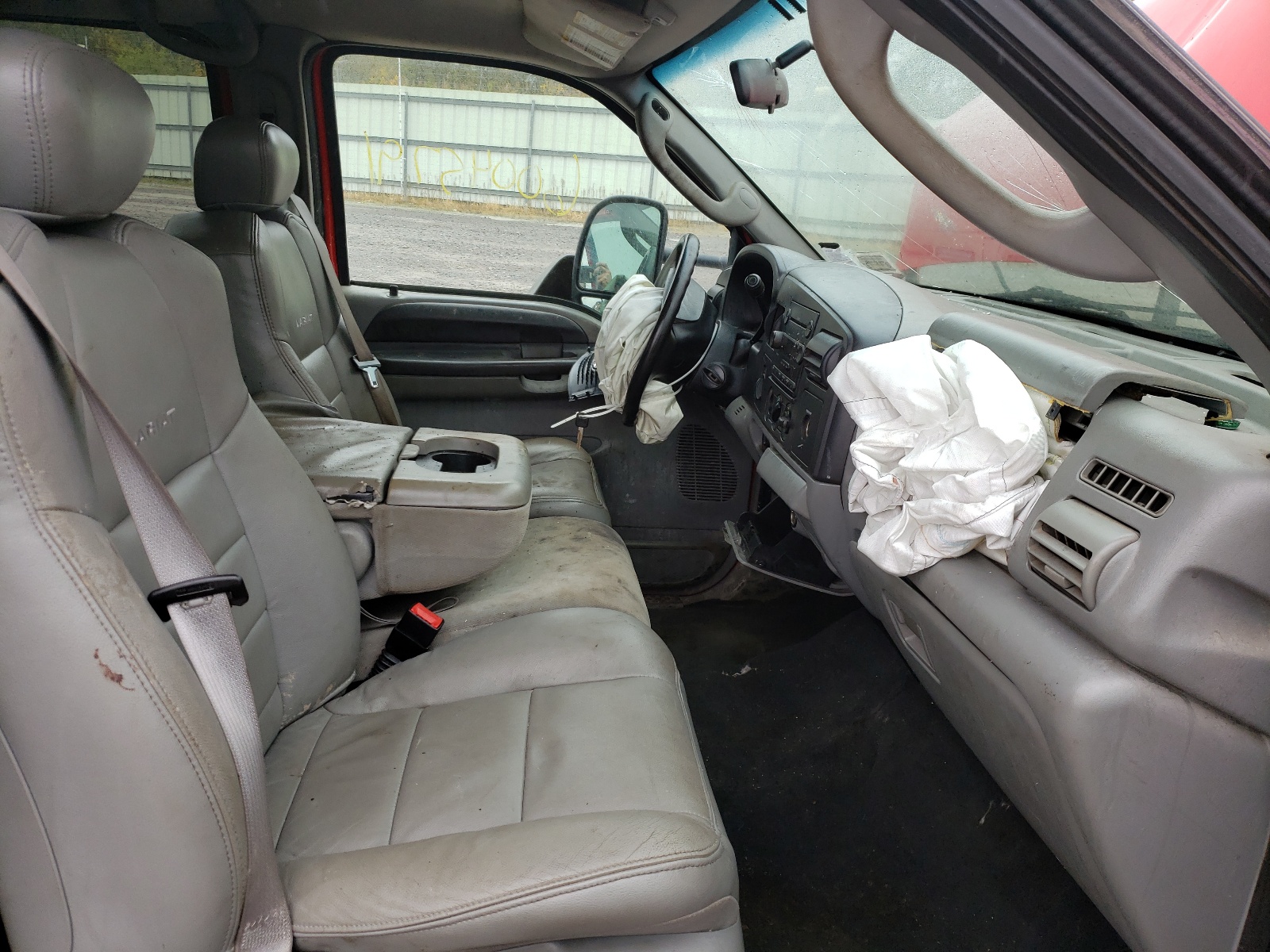 Photo 5 from auction – 2005 FORD F250 SUPER with VIN 1FTSW21575EC78627