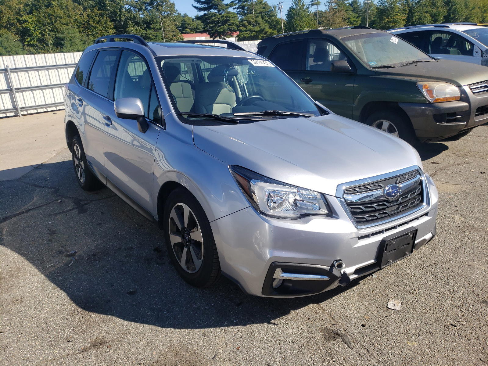 SUBARU FORESTER 2 2018 with VIN JF2SJAJC6JH511849 - Photo from auction