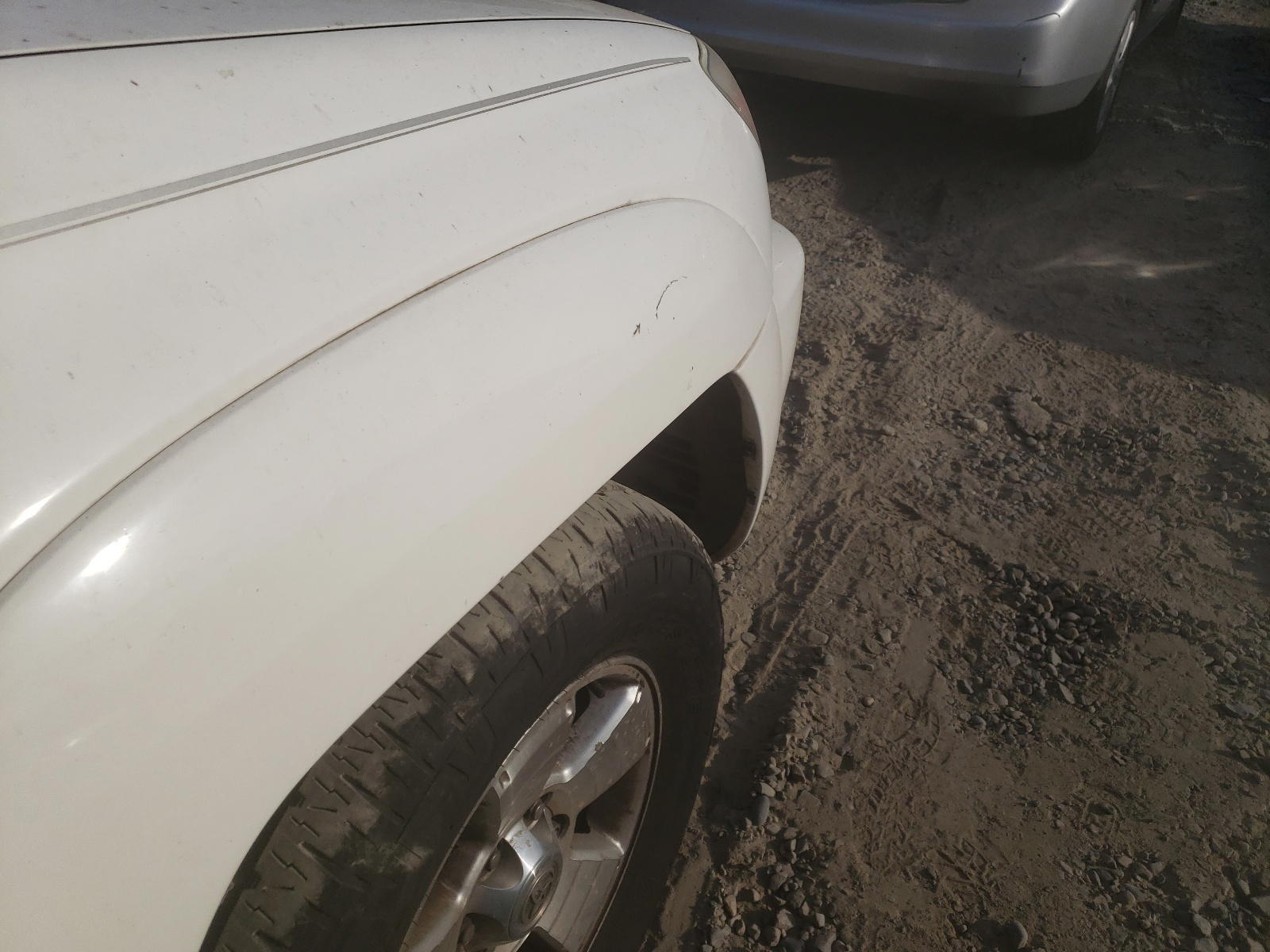 Photo 9 from auction – 2003 TOYOTA 4RUNNER SR with VIN JTEBU14R730016675