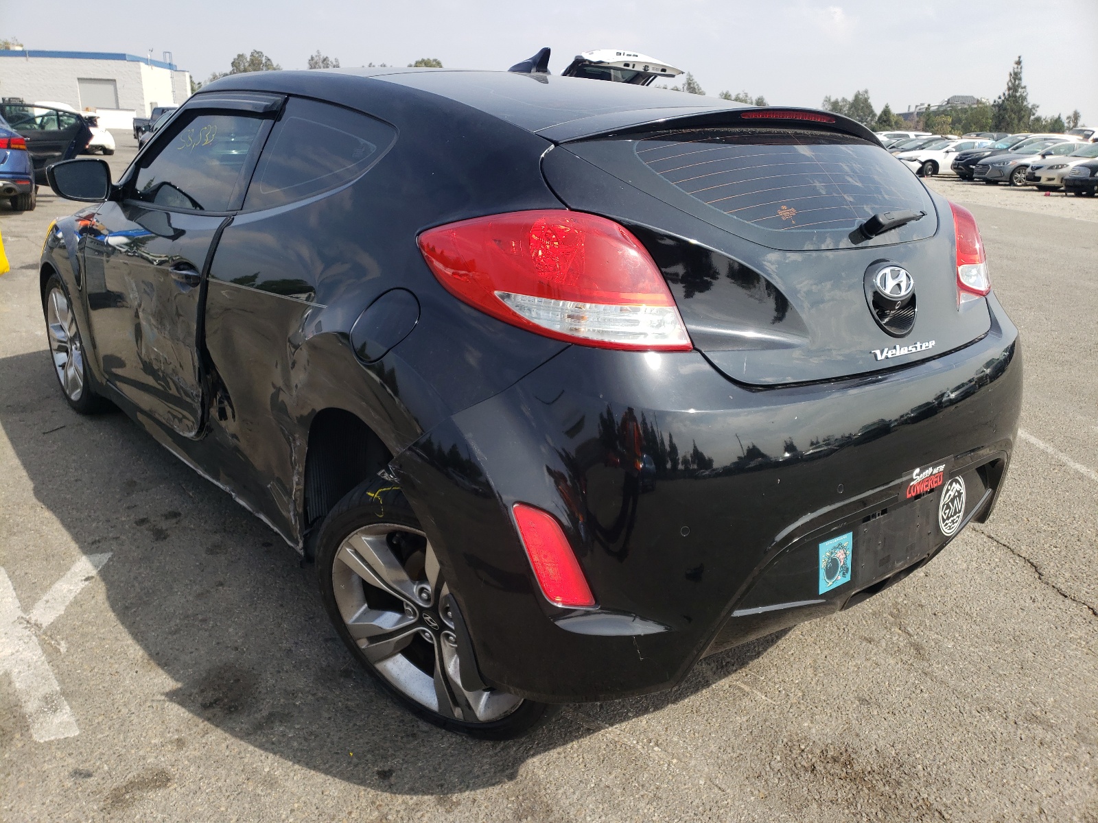 Photo 3 from auction – 2012 HYUNDAI VELOSTER with VIN KMHTC6AD5CU069297