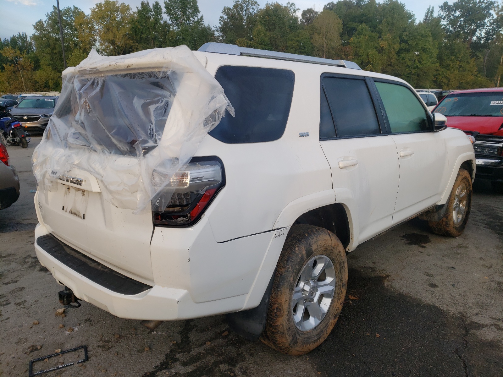 Photo 4 from auction – 2016 TOYOTA 4RUNNER SR with VIN JTEBU5JR6G5346165
