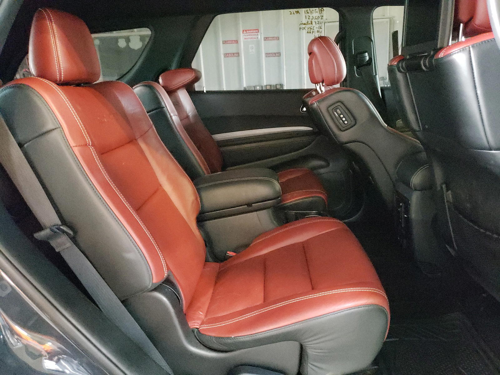 Photo 6 from auction – 2018 DODGE DURANGO SR with VIN 1C4SDJGJ2JC366625