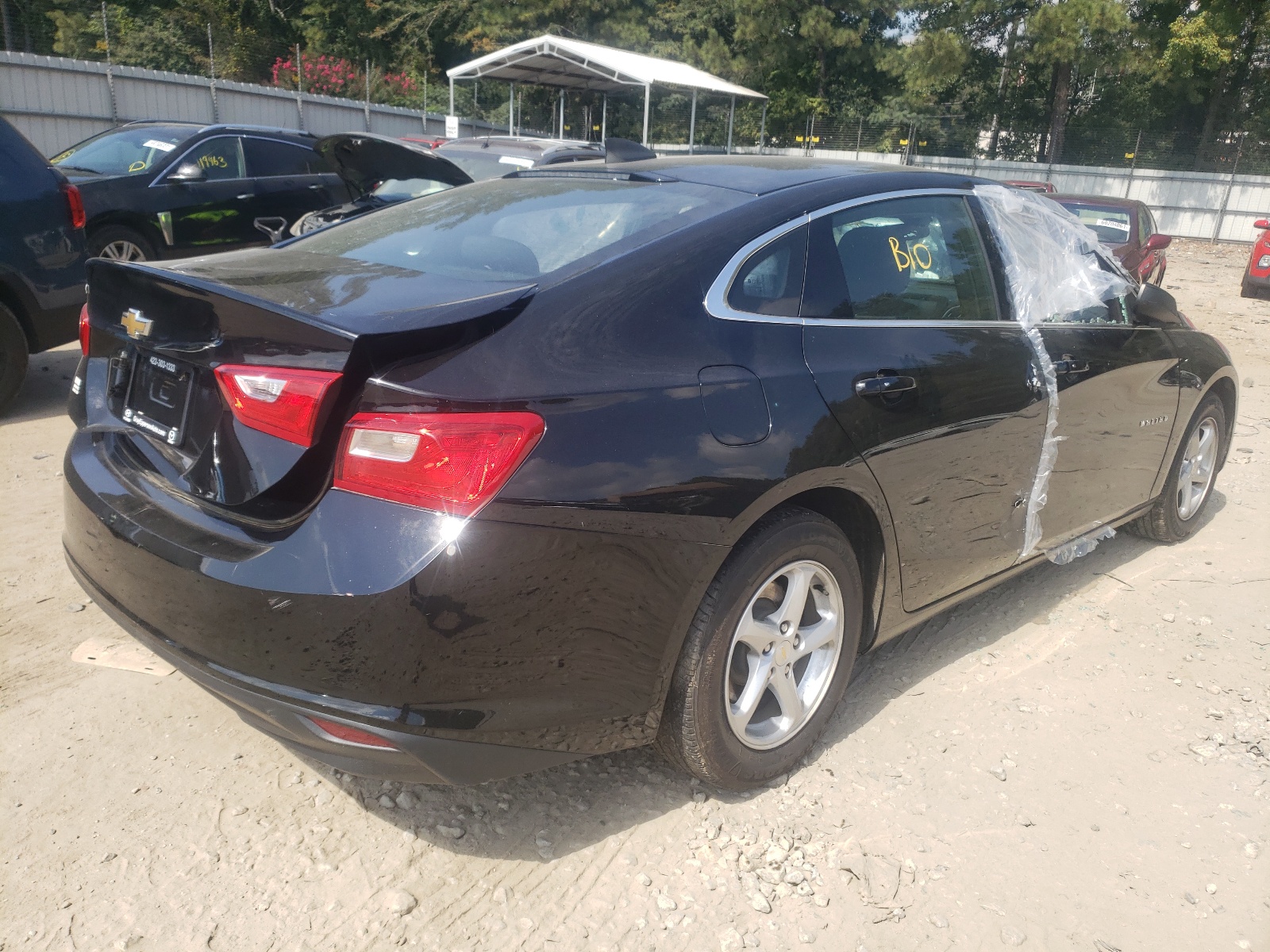 Photo 4 from auction – 2018 CHEVROLET MALIBU LS with VIN 1G1ZB5ST1JF280783