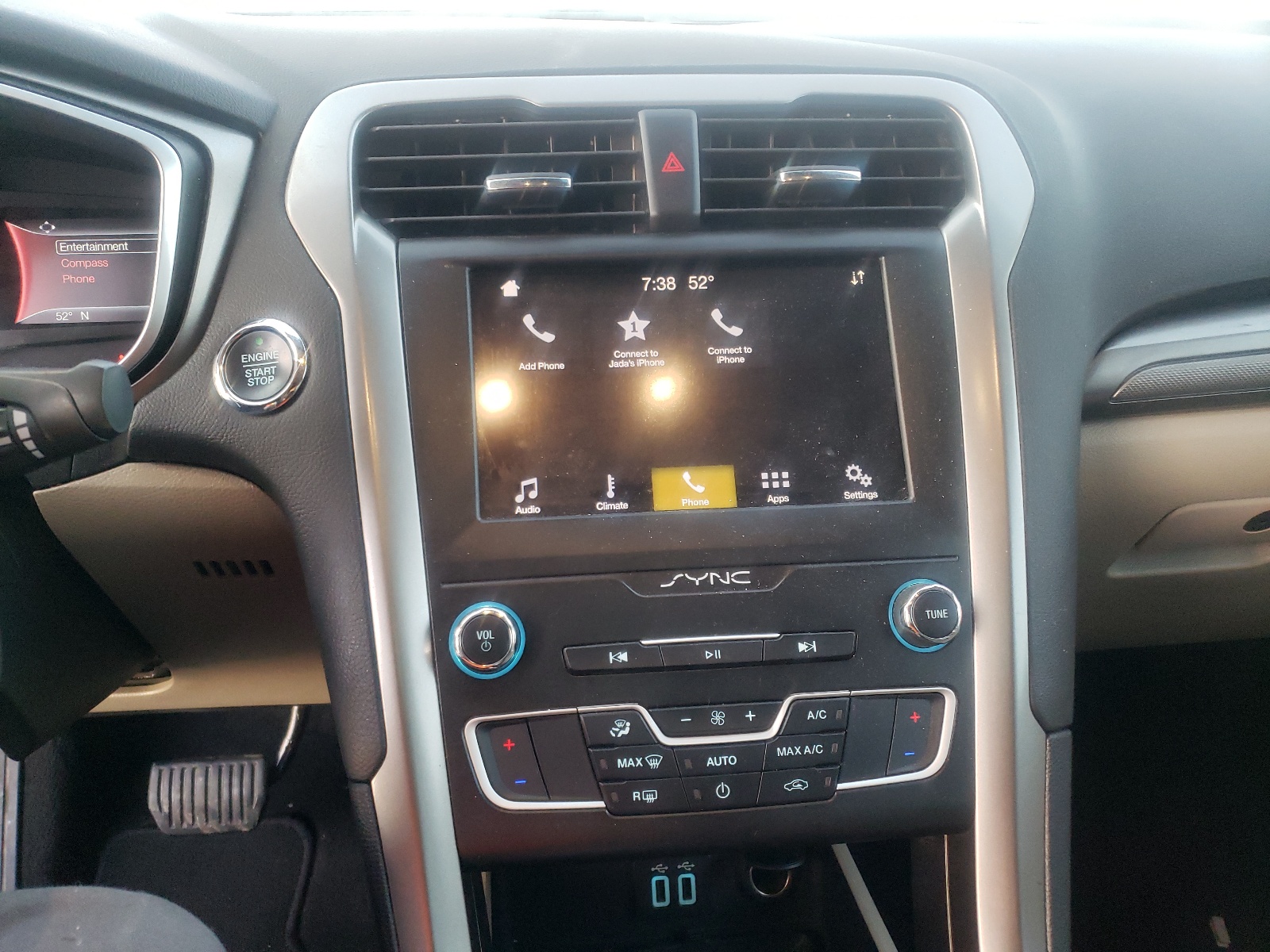 Photo 9 from auction – 2019 FORD FUSION SE with VIN 3FA6P0HD9KR250987