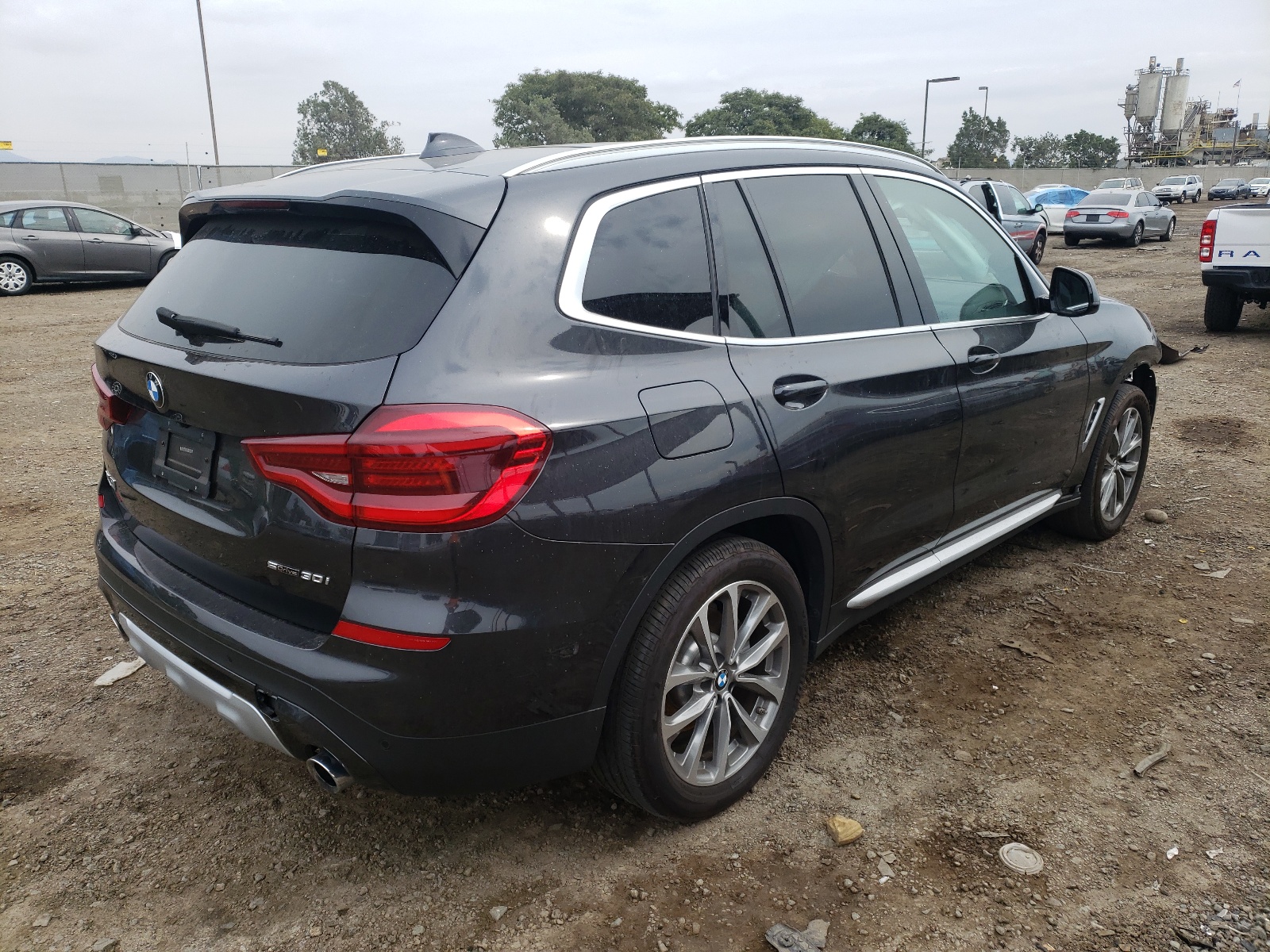 Photo 4 from auction – 2019 BMW X3 SDRIVE3 with VIN 5UXTR7C55KLR46064