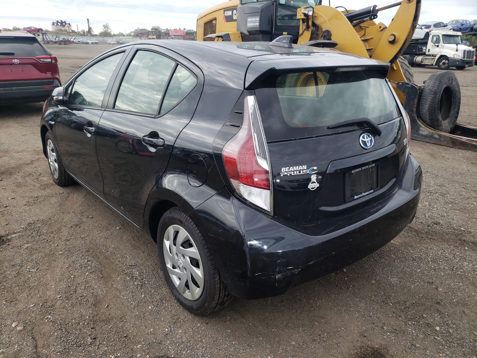 Photo 3 from auction – 2015 TOYOTA PRIUS C with VIN JTDKDTB33F1113711