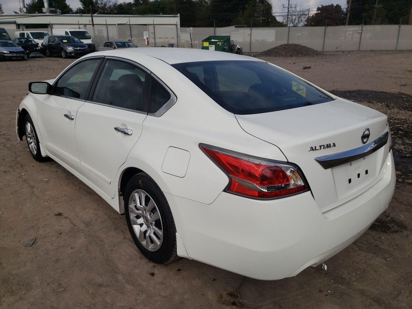 Photo 3 from auction – 2015 NISSAN ALTIMA 2.5 with VIN 1N4AL3AP2FC292269