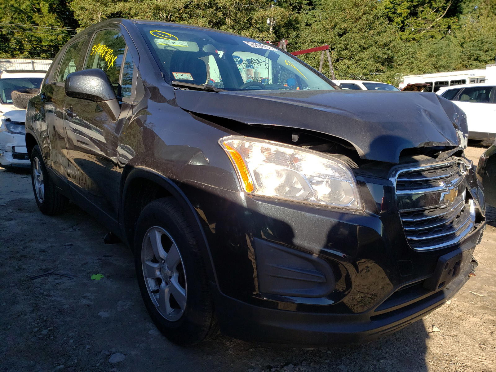 CHEVROLET TRAX LS 2016 with VIN KL7CJNSB9GB612909 - Photo from auction