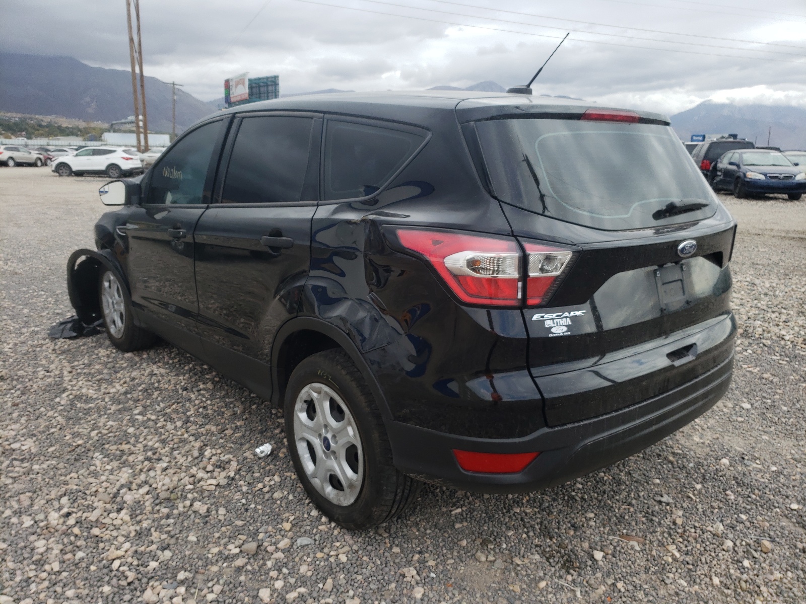 Photo 3 from auction – 2018 FORD ESCAPE S with VIN 1FMCU0F78JUA09279