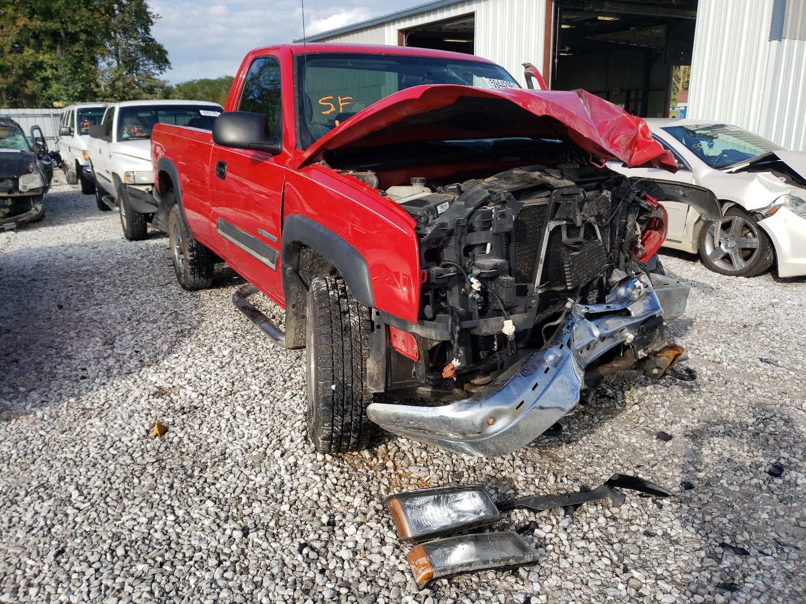 CHEVROLET SILVERADO 2004 with VIN 1GCHK24G94E328588 - Photo from auction