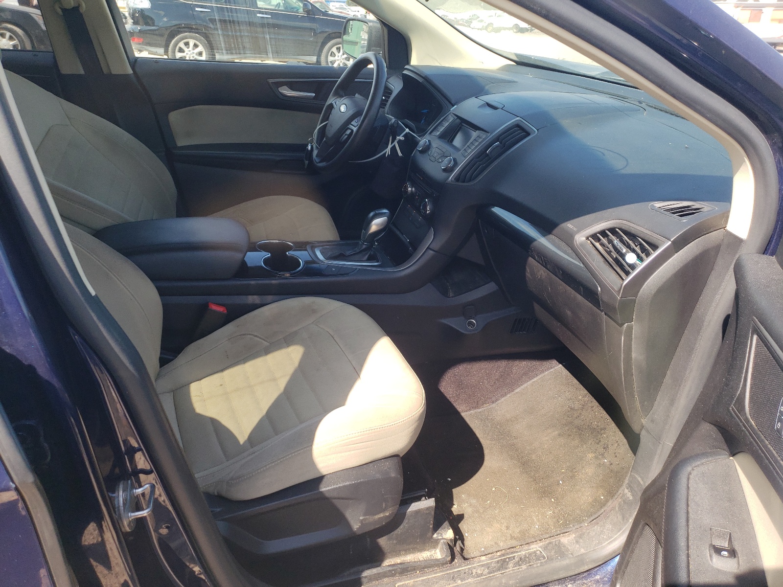 Photo 5 from auction – 2016 FORD EDGE SE with VIN 2FMPK3G97GBB09591