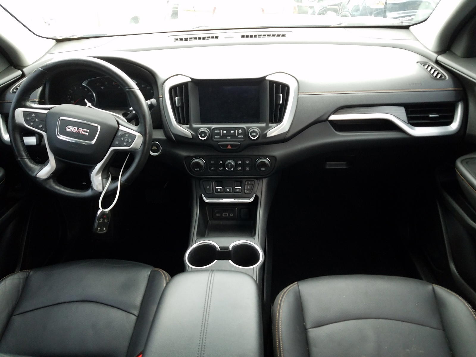 Photo 9 from auction – 2018 GMC TERRAIN SL with VIN 3GKALPEX0JL219799
