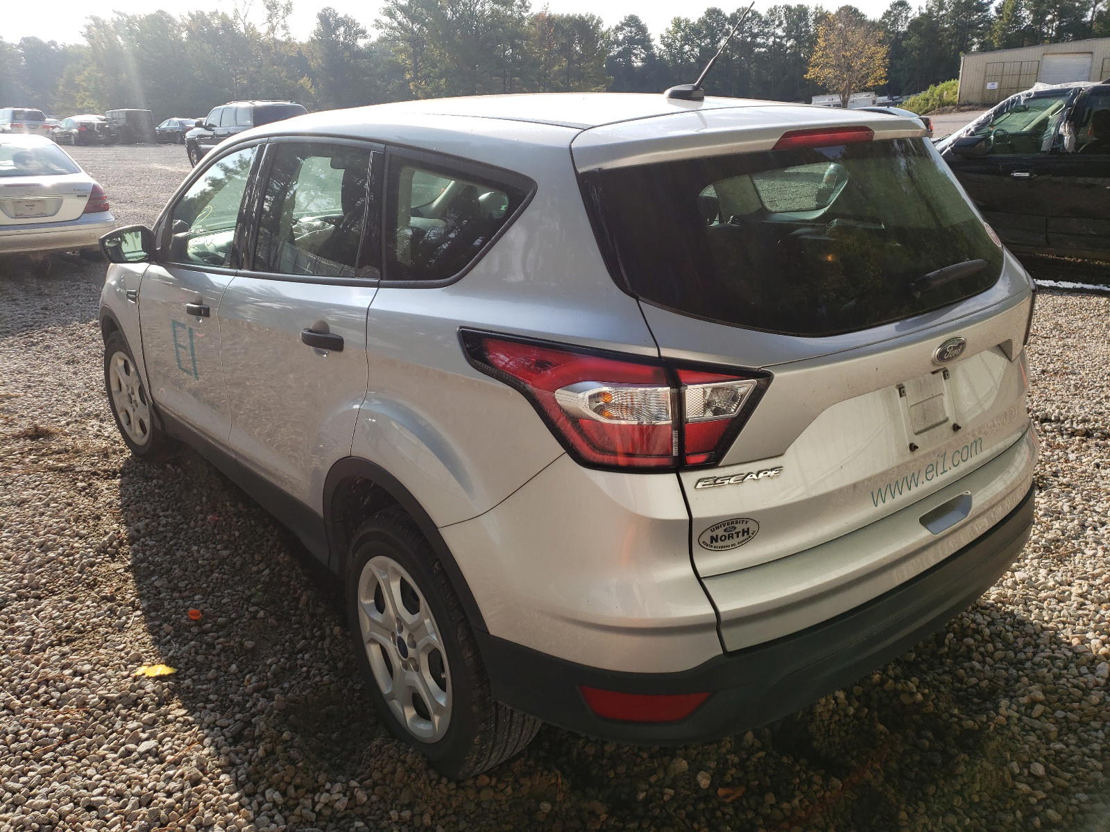 Photo 3 from auction – 2018 FORD ESCAPE S with VIN 1FMCU0F77JUB67449