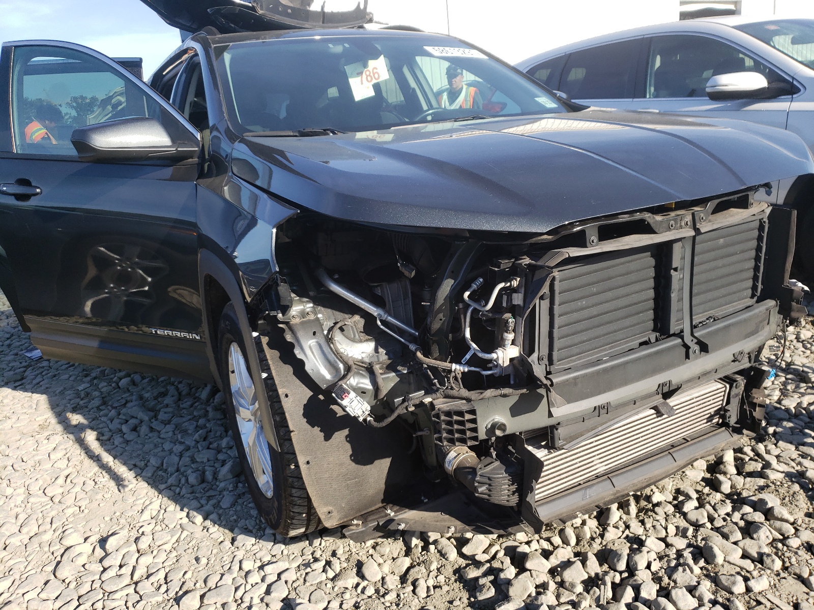 Photo 9 from auction – 2019 GMC TERRAIN SL with VIN 3GKALMEV6KL159512
