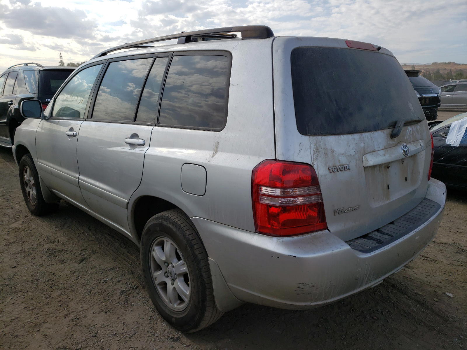 Photo 3 from auction – 2002 TOYOTA HIGHLANDER with VIN JTEHF21A620074963