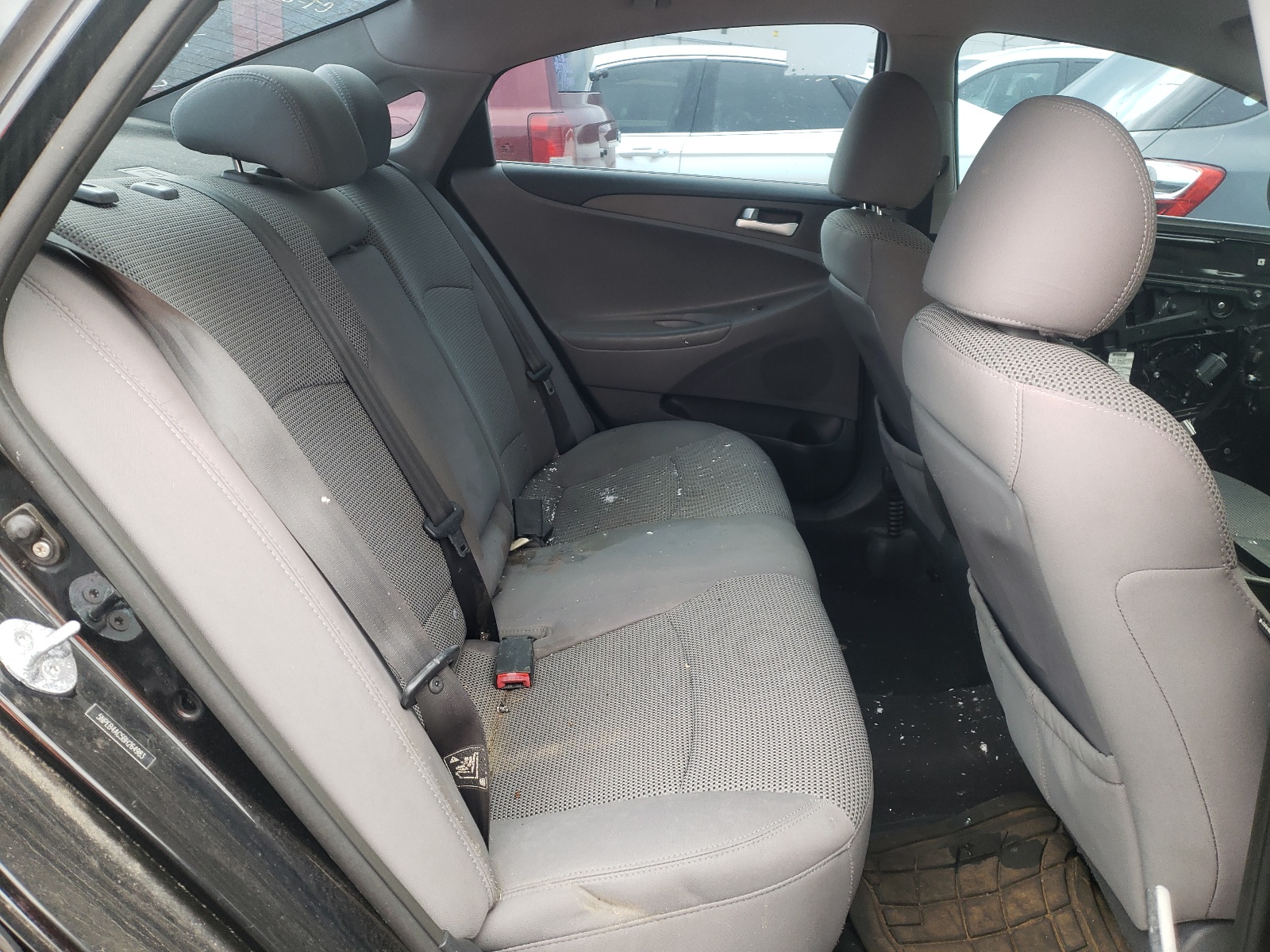 Photo 6 from auction – 2011 HYUNDAI SONATA GLS with VIN 5NPEB4AC5BH264983