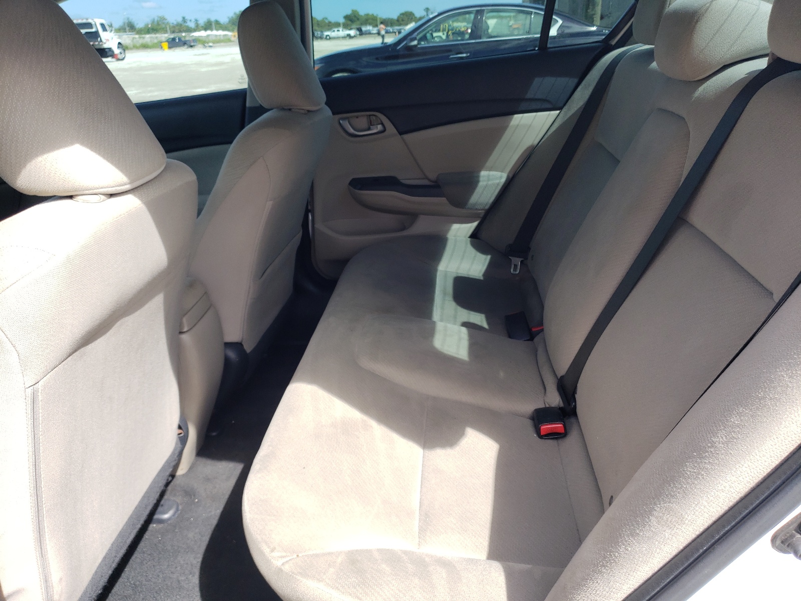 Photo 6 from auction – 2013 HONDA CIVIC LX with VIN 19XFB2F51DE093093
