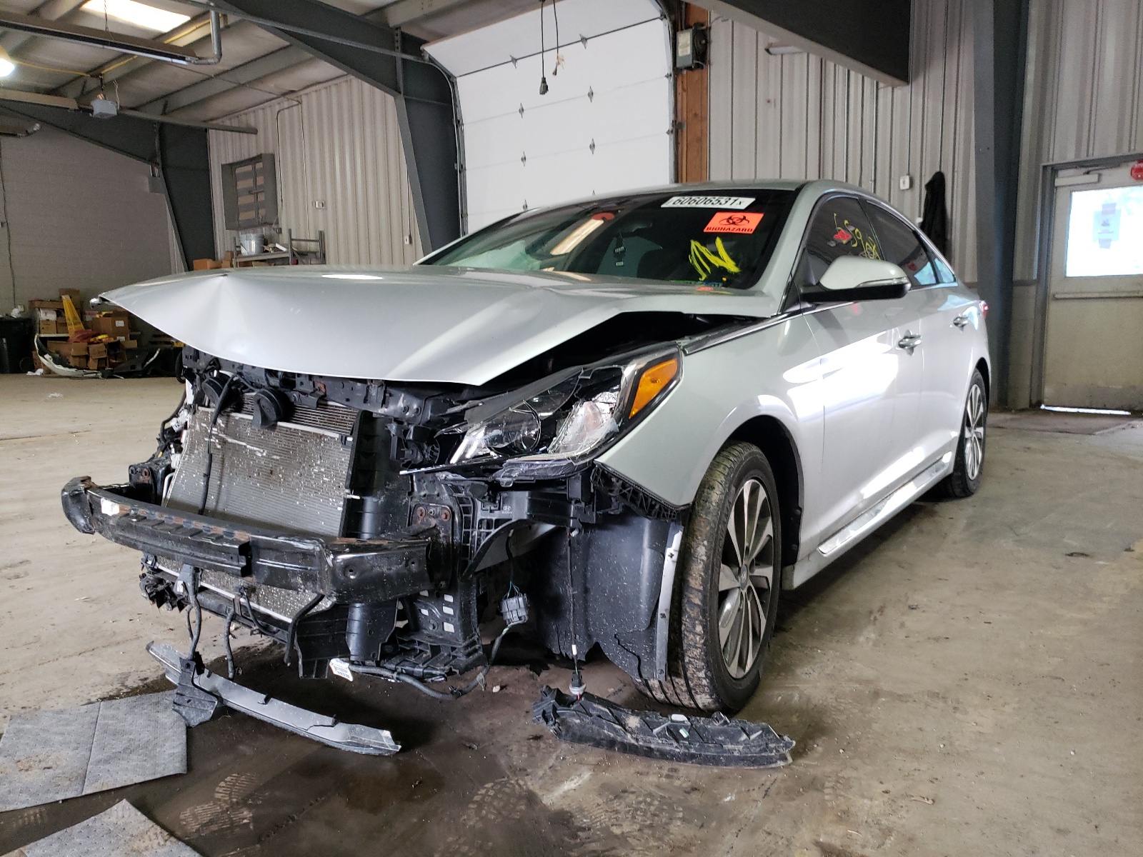 Photo 2 from auction – 2016 HYUNDAI SONATA SPO with VIN 5NPE34AF5GH289560