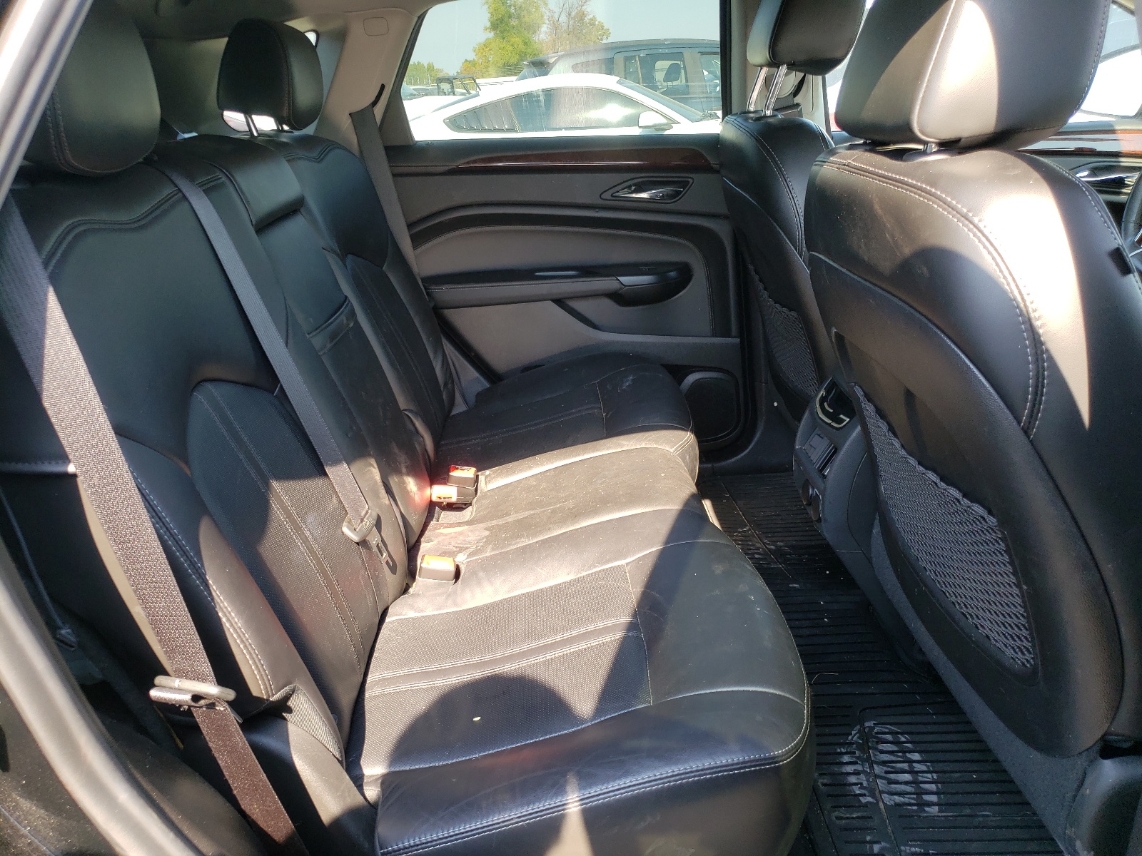 Photo 6 from auction – 2015 CADILLAC SRX PREMIU with VIN 3GYFNGE36FS547759