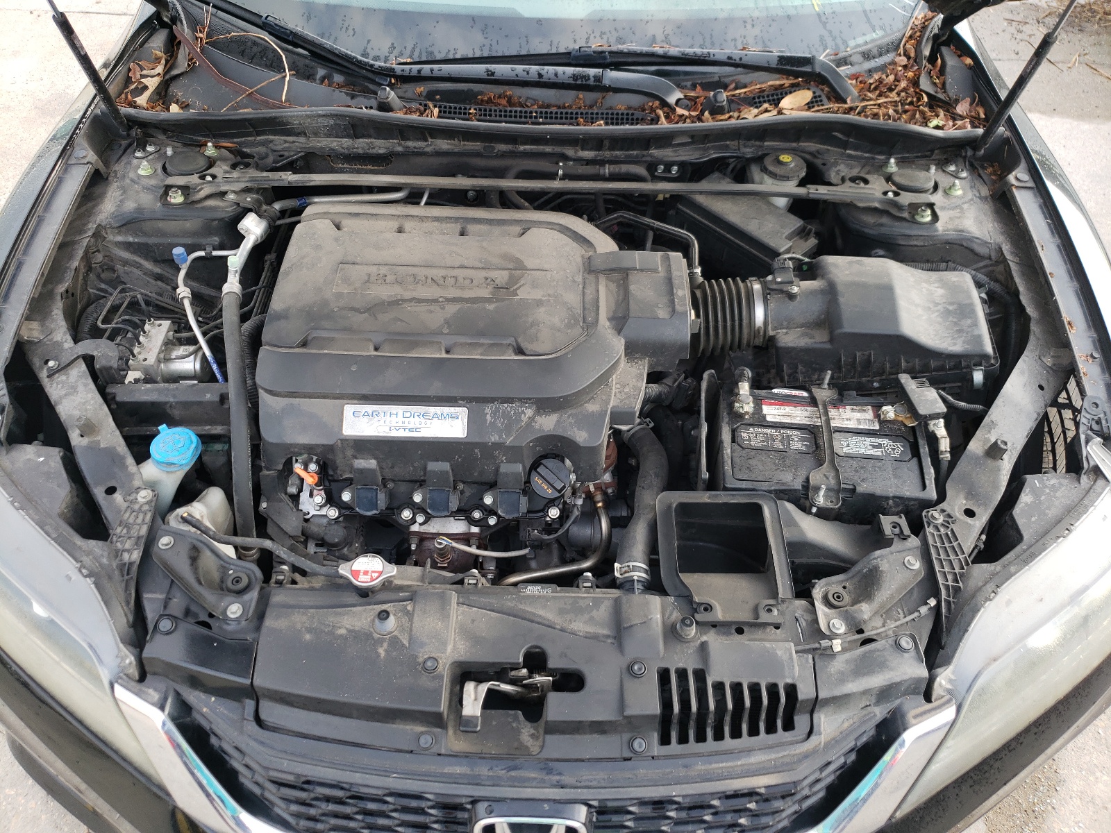 Photo 7 from auction – 2015 HONDA ACCORD EXL with VIN 1HGCT2B82FA001304
