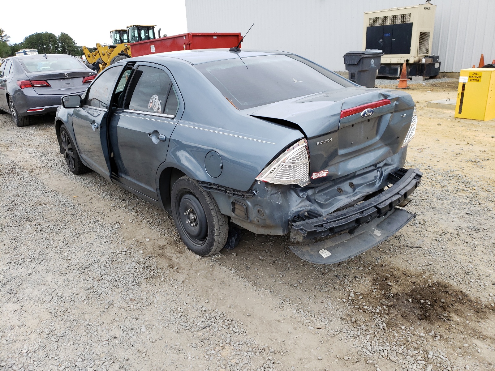 Photo 3 from auction – 2011 FORD FUSION SE with VIN 3FAHP0HA2BR333241