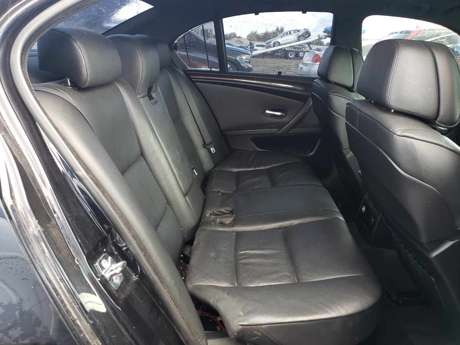 Photo 6 from auction – 2010 BMW 528 XI with VIN WBANV1C59AC157429