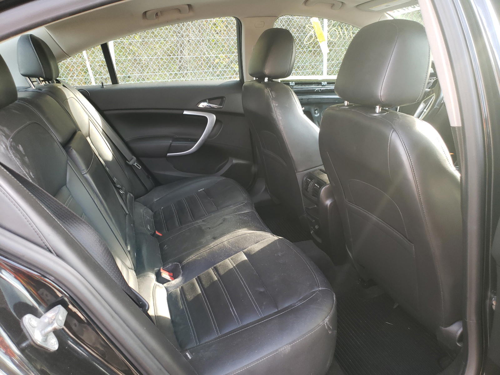 Photo 6 from auction – 2012 BUICK REGAL with VIN 2G4GV5GVXC9196663