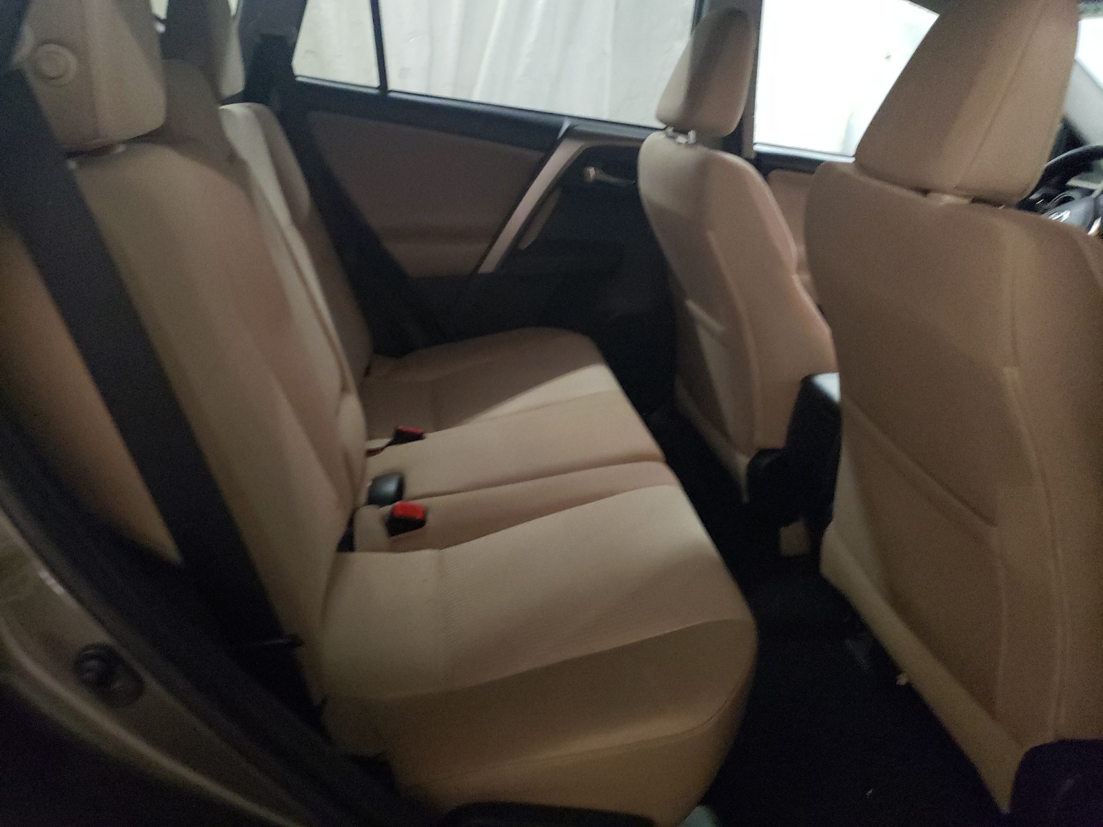 Photo 6 from auction – 2014 TOYOTA RAV4 XLE with VIN 2T3RFREV9EW191239