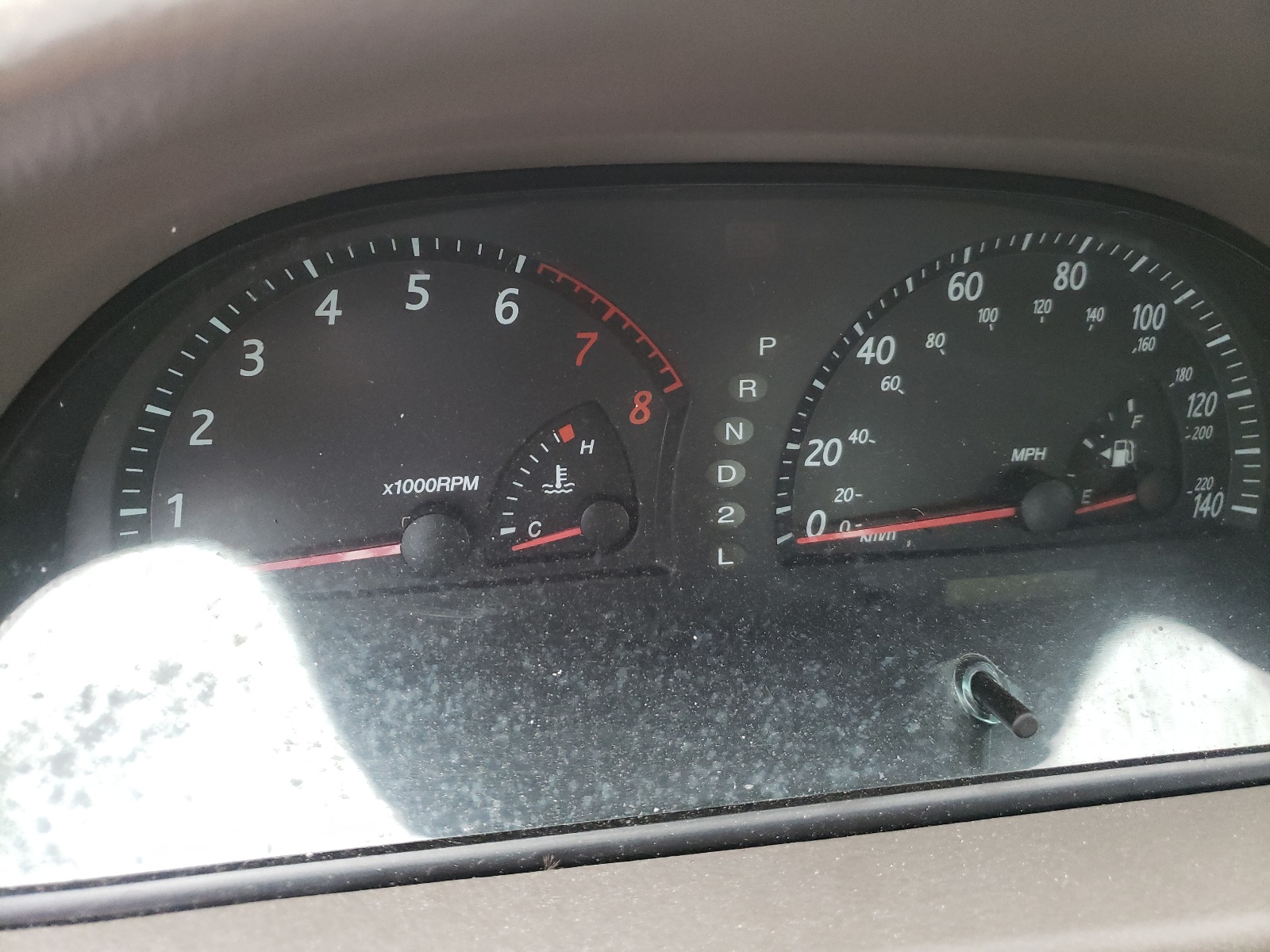 Photo 8 from auction – 2003 TOYOTA CAMRY LE with VIN 4T1BE32K03U144909