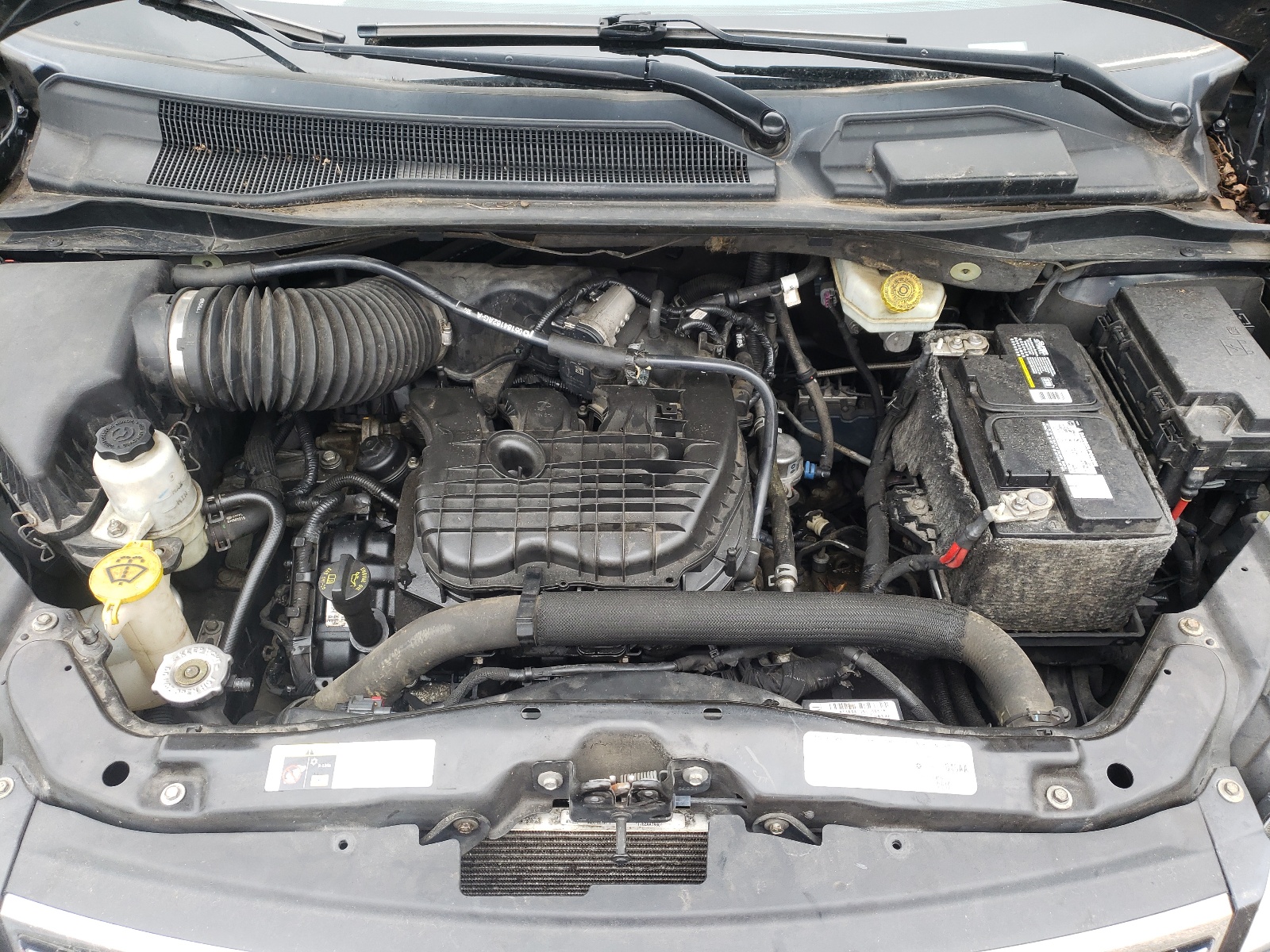 Photo 7 from auction – 2013 CHRYSLER TOWN & COU with VIN 2C4RC1BG1DR708543