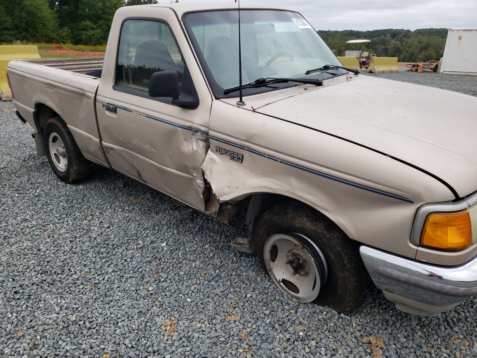 Photo 9 from auction – 1994 FORD RANGER with VIN 1FTCR10A1RTA10629