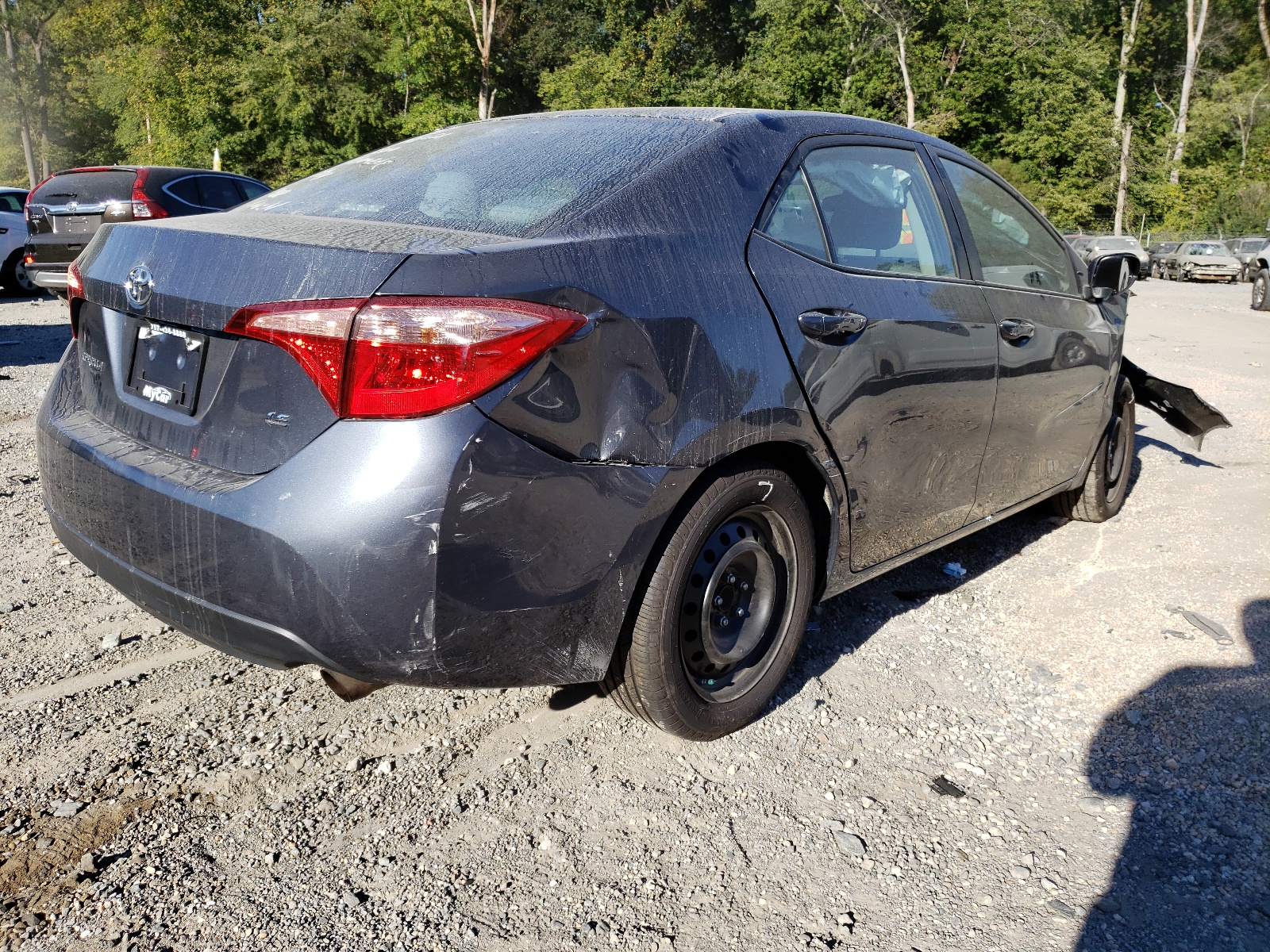 Photo 4 from auction – 2017 TOYOTA COROLLA L with VIN 2T1BURHE8HC825173