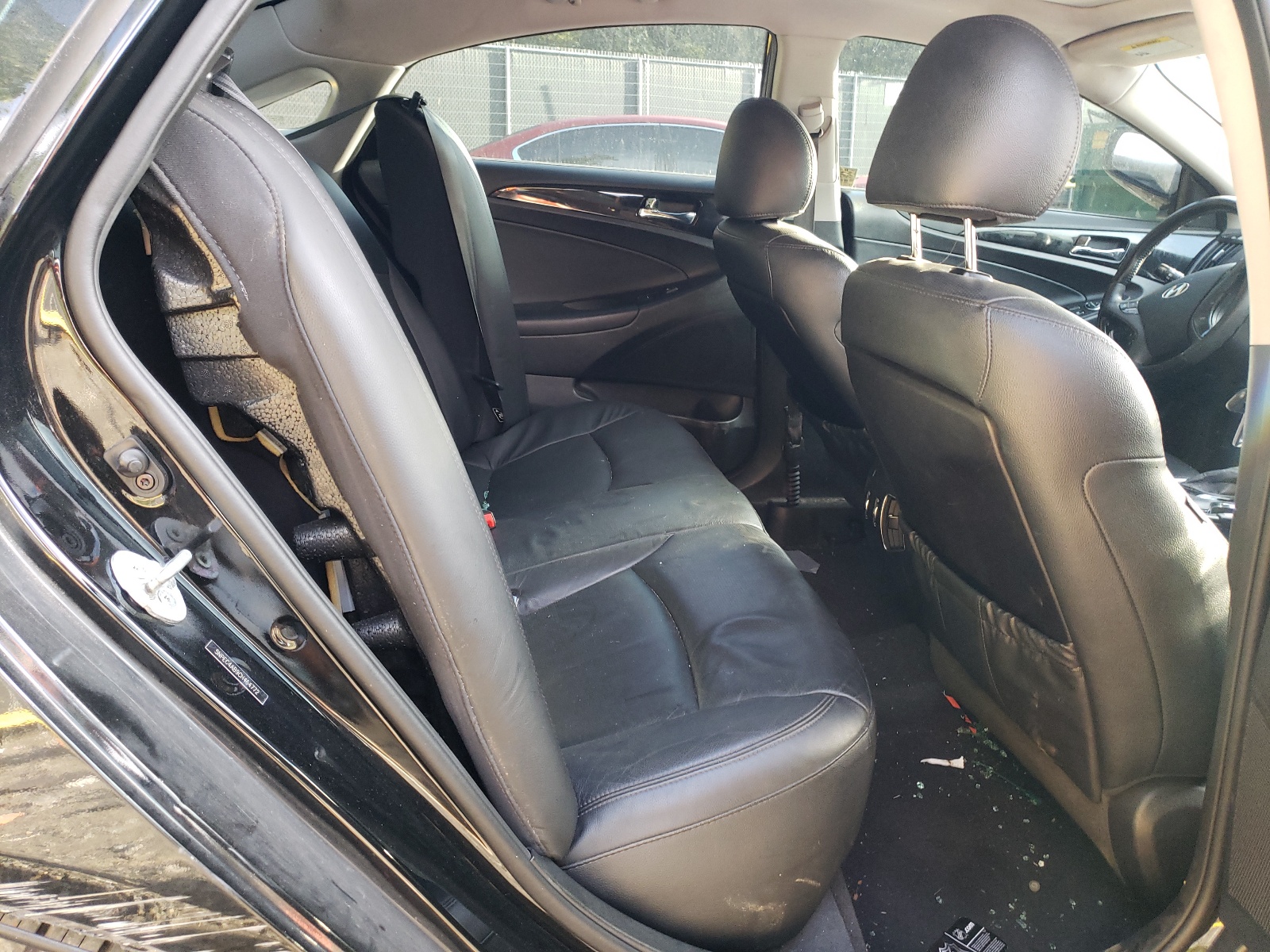 Photo 6 from auction – 2012 HYUNDAI SONATA SE with VIN 5NPEC4AB9CH464772