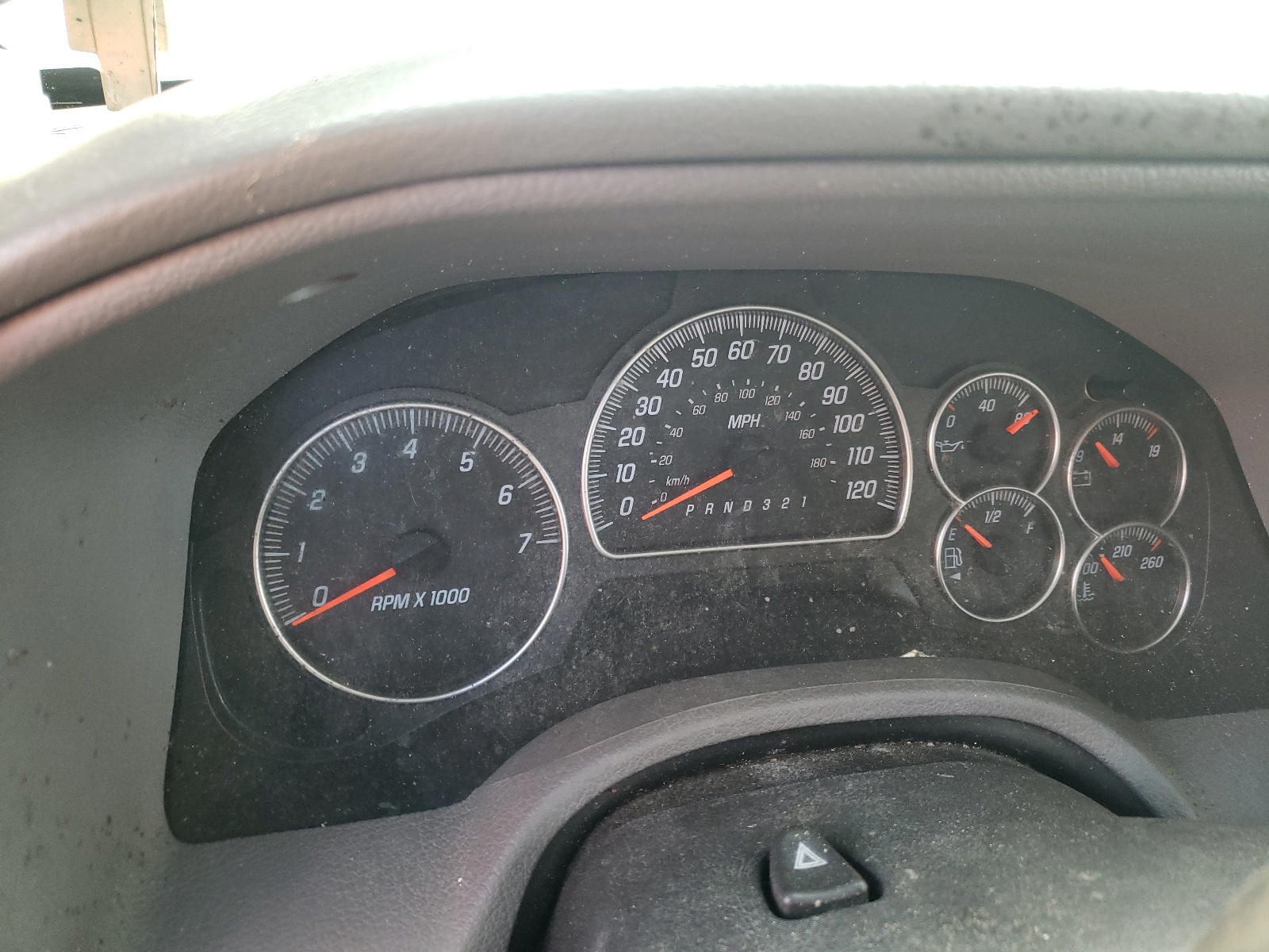 Photo 8 from auction – 2007 GMC ENVOY with VIN 1GKDS13S872100557