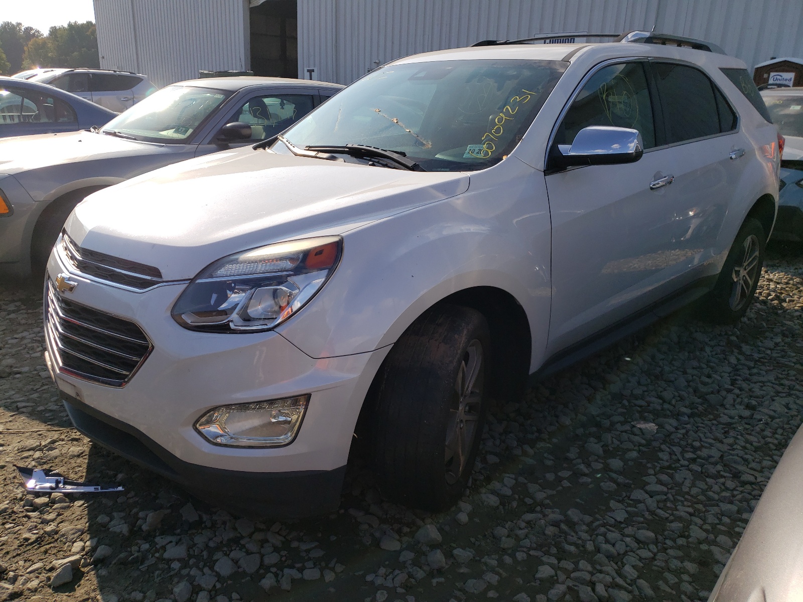 Photo 2 from auction – 2016 CHEVROLET EQUINOX LT with VIN 2GNALDEK2G6143196