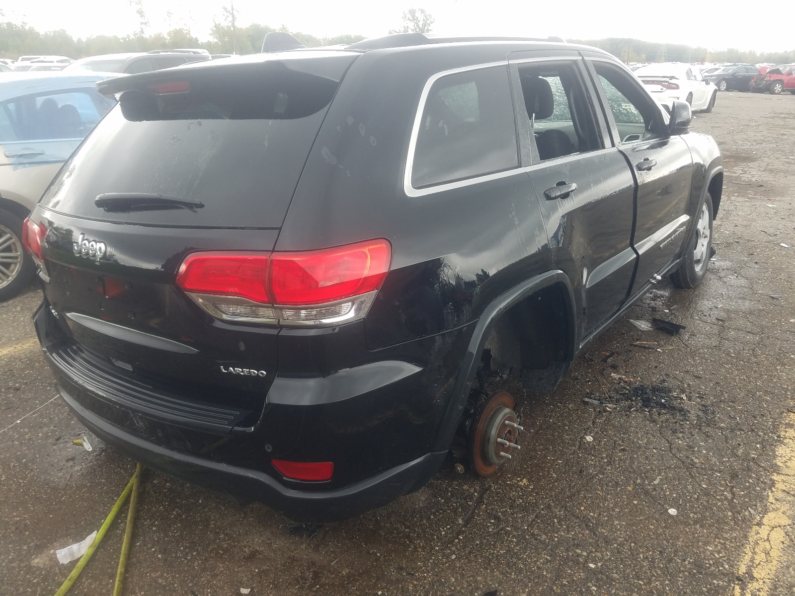 Photo 4 from auction – 2017 JEEP GRAND CHER with VIN 1C4RJFAG4HC689053
