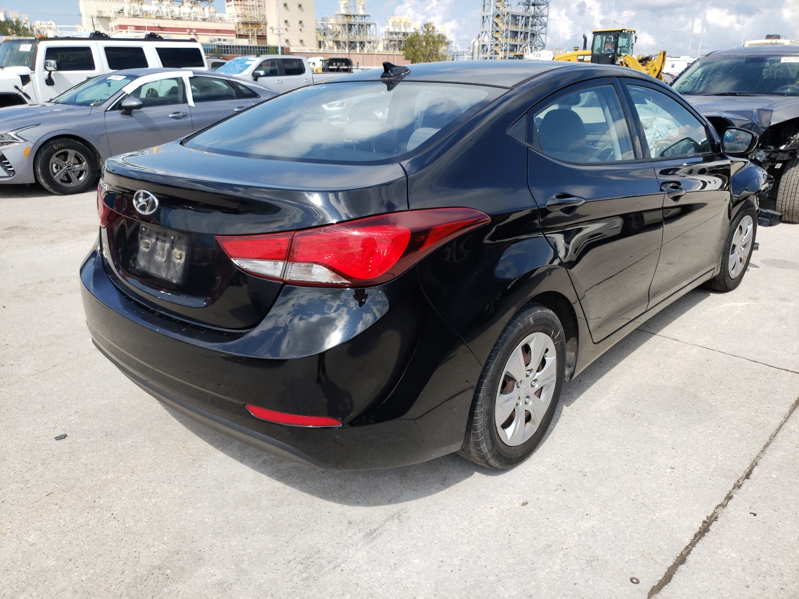 Photo 4 from auction – 2016 HYUNDAI ELANTRA SE with VIN KMHDH4AE3GU545698