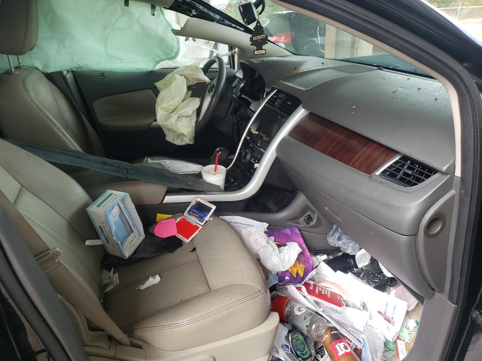 Photo 5 from auction – 2011 FORD EDGE LIMIT with VIN 2FMDK3KCXBBB53082